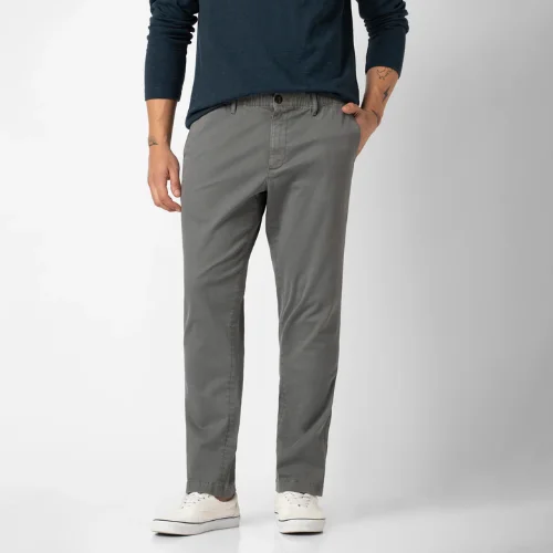 Relaxed Stretch Chino Pant